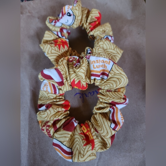 Scrunchies - Picture 1 of 9